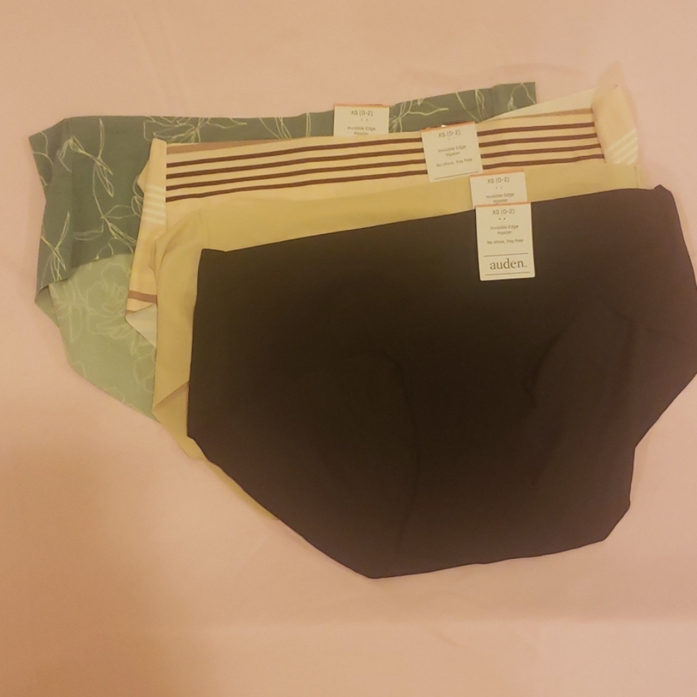 Lot of 4 panties